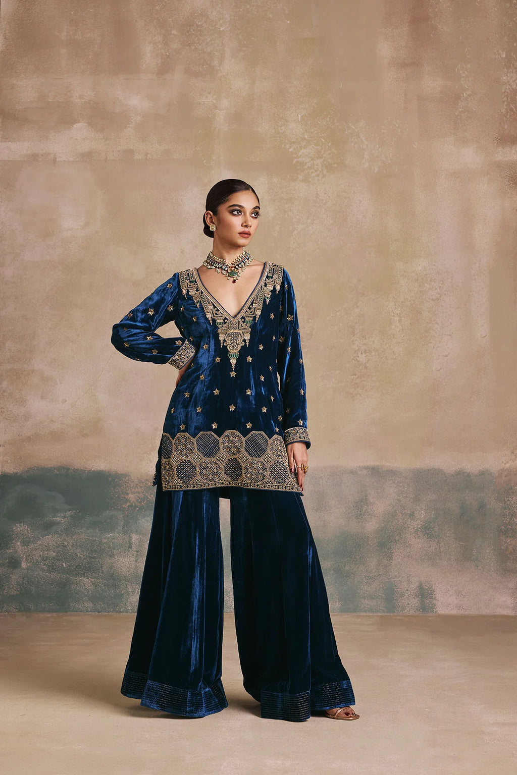 Mehtab Velvet Gharara Set