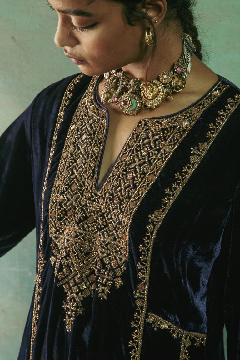 Shabnami Zardozi Kurta Set-Light